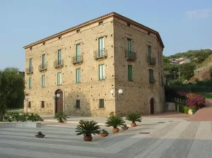 Ascea
