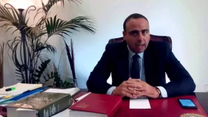prescrizione decennale, Mastrandrea