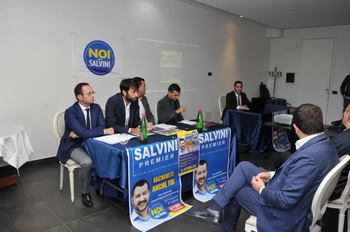 NOI-CON-salvini-giugliano