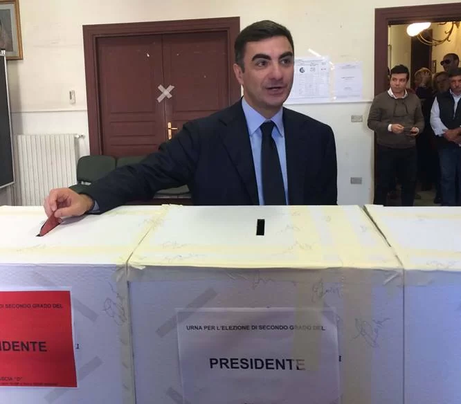 domenico gambacorta presidente provincia sindaco ariano irpino infarto fulminante
