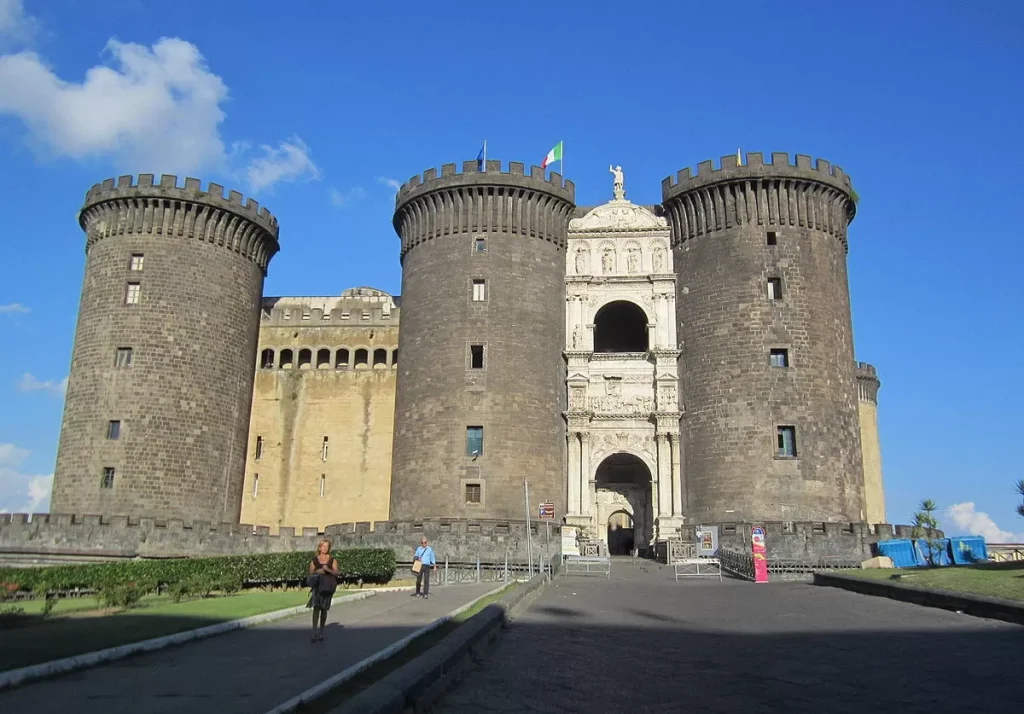 Napoli_-_Maschio_Angioino