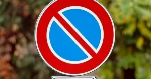 Divieto di sosta in via rosa Jemma a Battipaglia