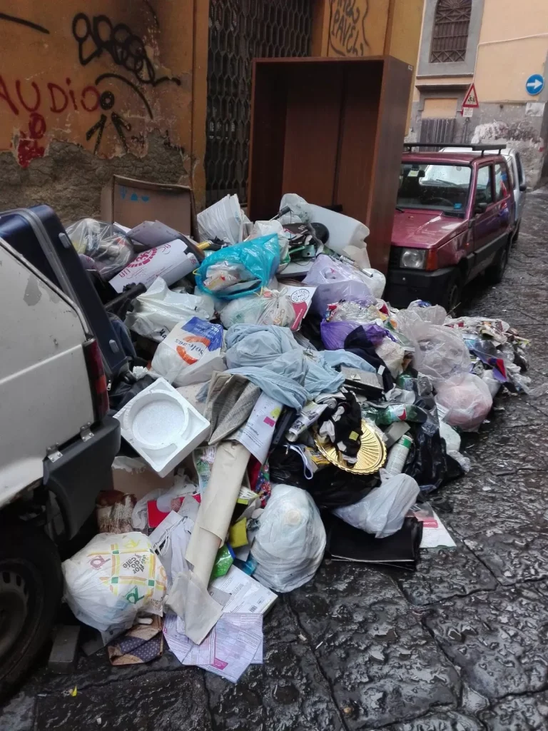 rifiutivicograziellaportonapoli