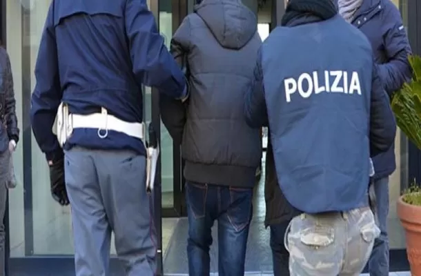 evade-domiciliari-bellizzi-irpino