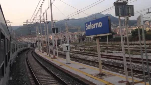 stazione salerno