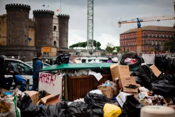 napoli spazzatura