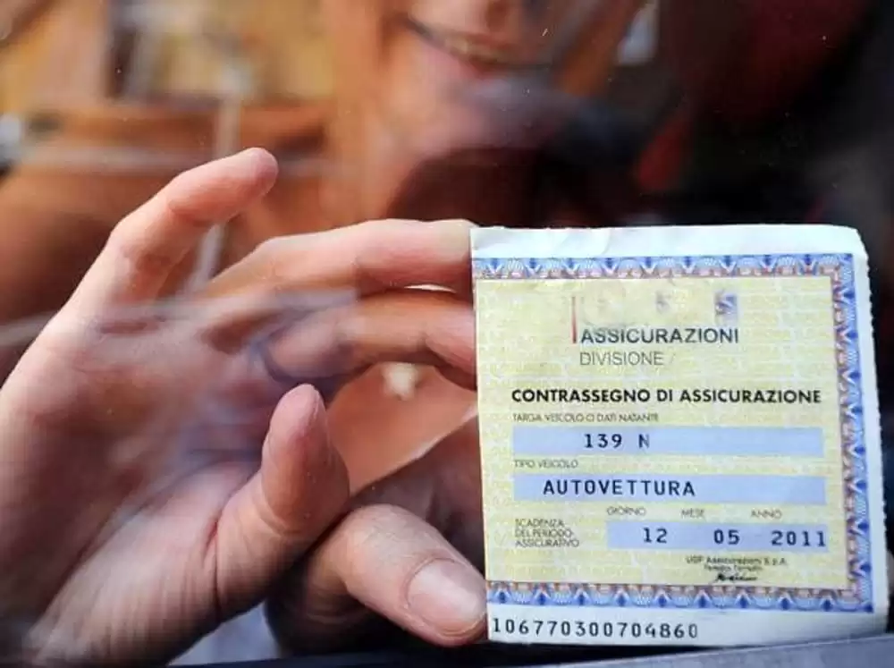 false-assicurazioni-casalmaggiore-arresto-casertani