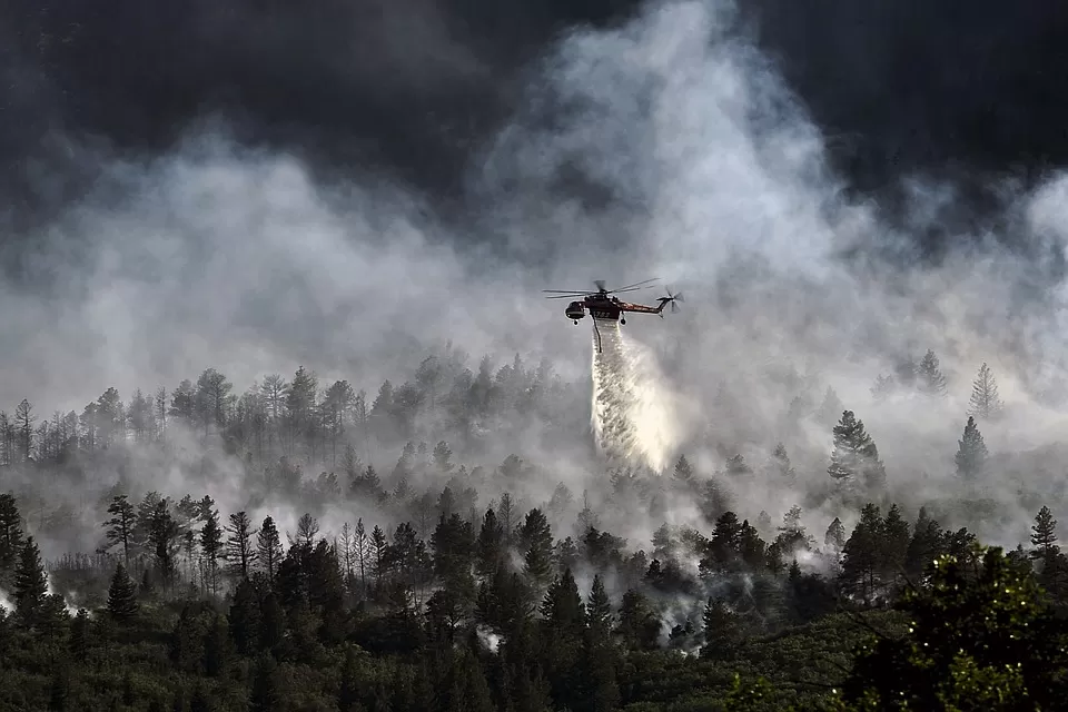 incendio-torre-le-nocelle-lapio-e-taurasi-pietrastornina