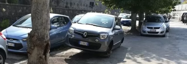 auto-distrutte