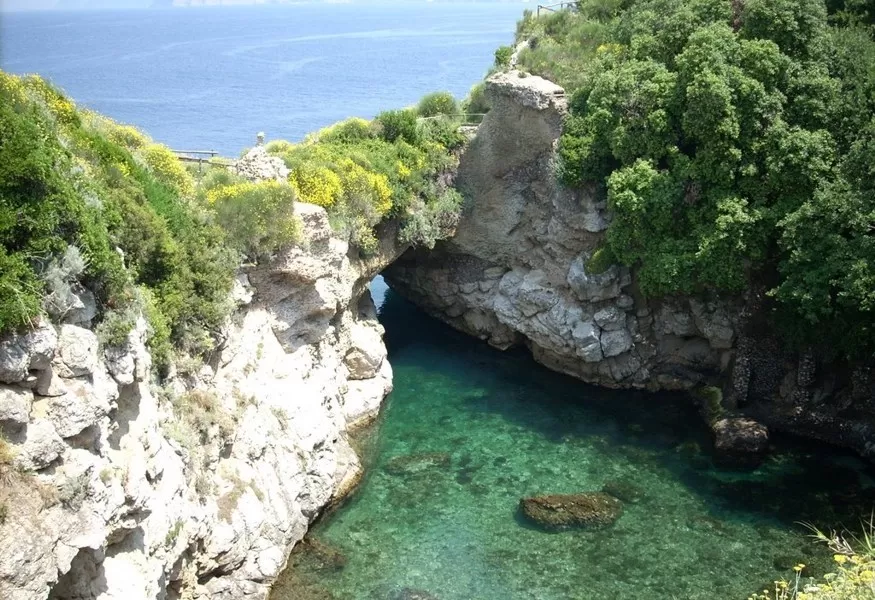 bagni-regina-giovanna