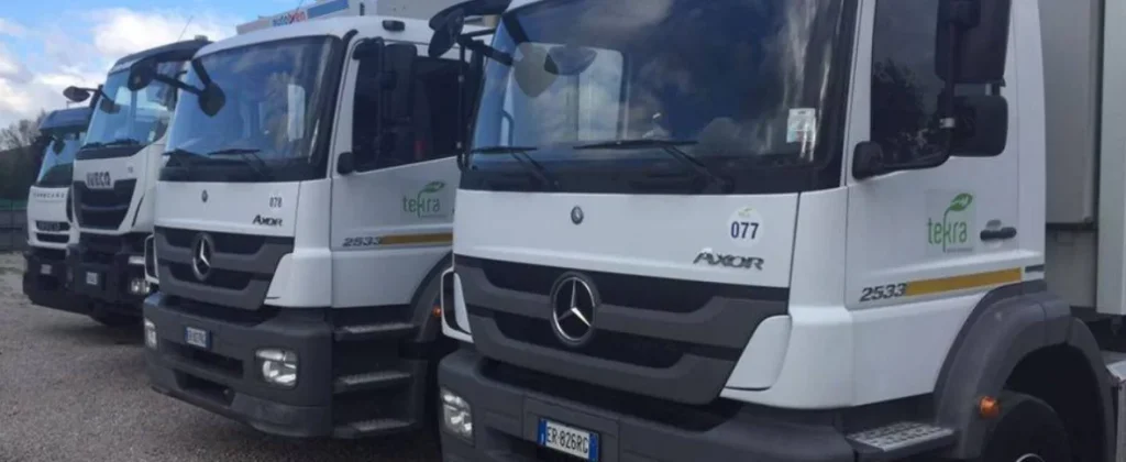 camion-ditta-rifiuti-Tekra