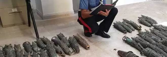 carabinieri-ladro-cimitero