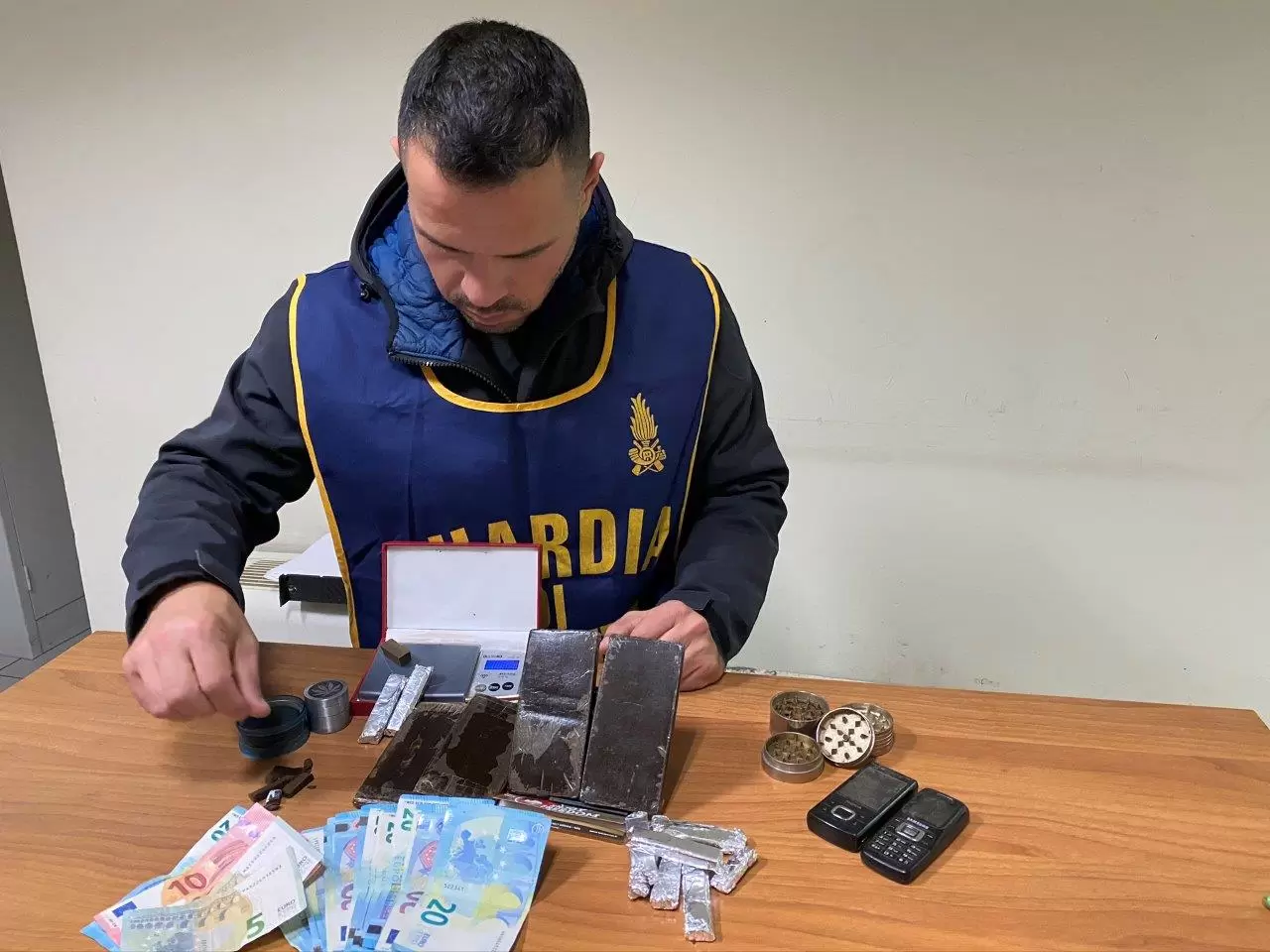 spacciatore-reddito-cittadinanza-caserta-capodrise