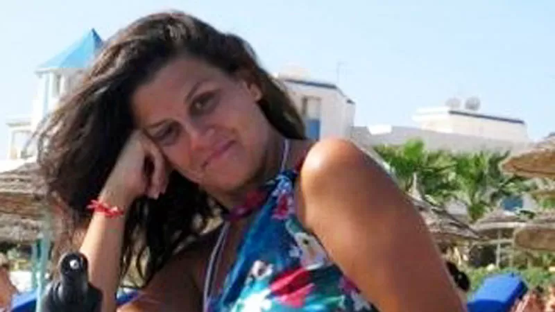 suicidio-anna-flagiello-napoli-16-gennaio
