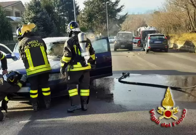 auto-fiamme-avellino-picarelli