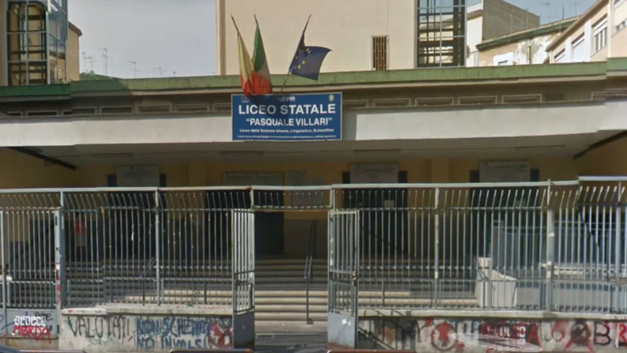 furto-scuola-napoli-ladri-8-febbraio