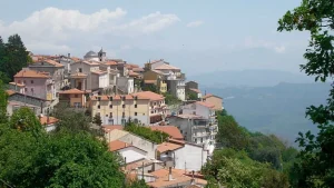 coronavirus-salerno-montano-antilia-negozi-chiusi