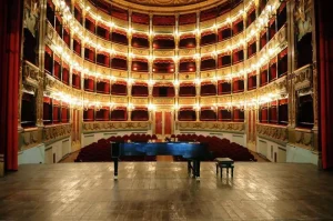 teatro-verdi-salerno-lira-tv-coronavirus