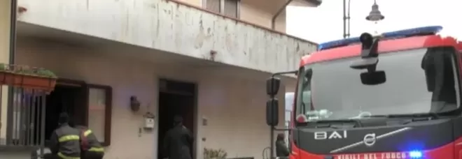 anziana muore fuoco casa Sparanise