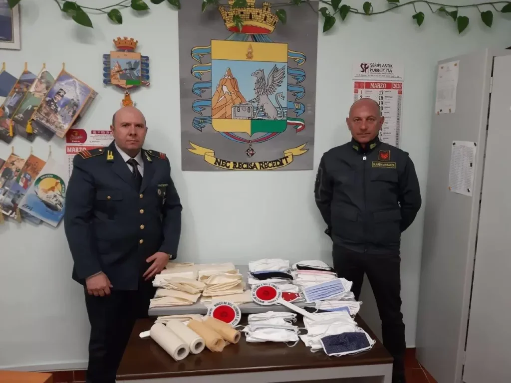 sequestro-mascherine-coronavirus-caserta-napoli