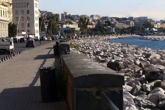 coronavirus-napoli-controlli-finge-malore