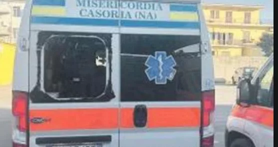 coronavirus-caivano-sassi-ambulanza-tamponi