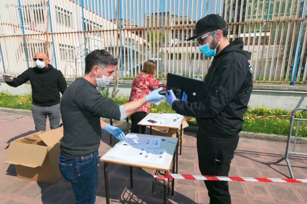 napoli consegna computer