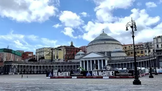 coronavirus concerto paul mccartney napoli