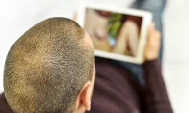 carcere-airola-tablet-chat-pornografiche
