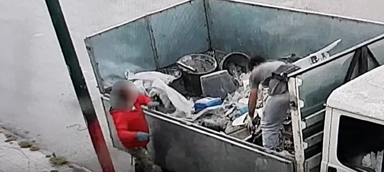 abbandono-rifiuti-napoli
