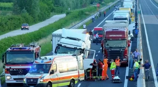 incidente-stradale-napoli-salerno-27-giugno