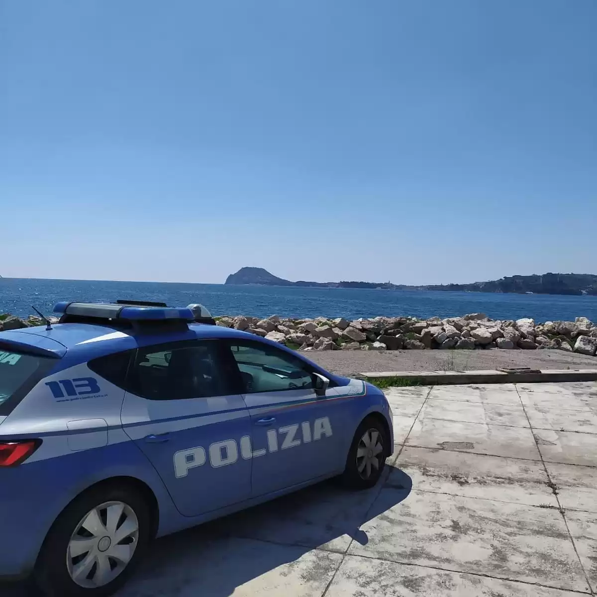 pozzuoli controlli