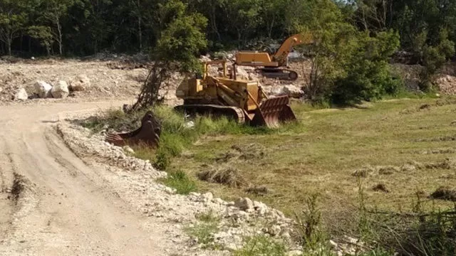 cerreto-pietra-calcarea-fondo-agricolo
