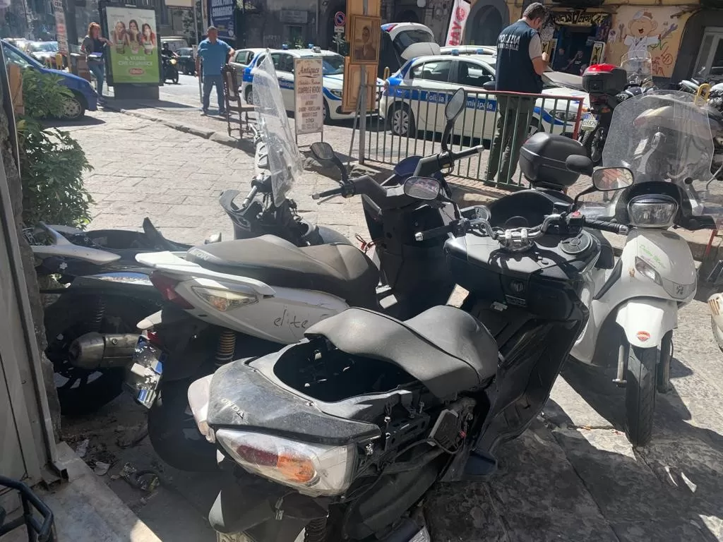 sequestrati-motorini-abbandonati-napoli-22-luglio