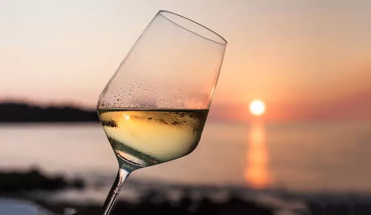 ischia-sabbia-aperitivo-rissa-feriti