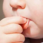 napoli-bimbo-rischia-soffocare-cibo-salvato-carabiniere