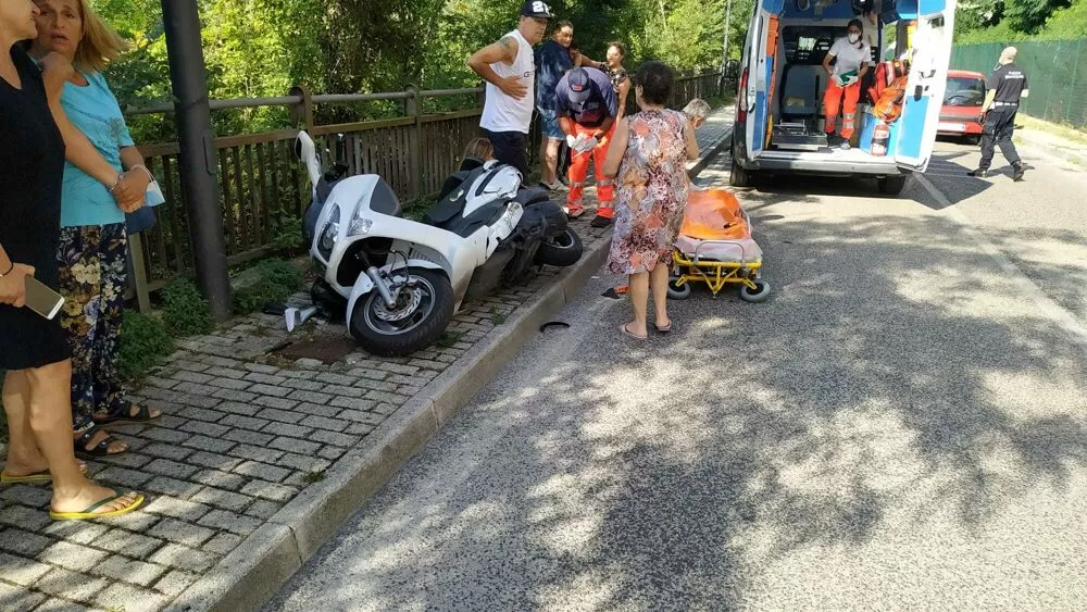 incidente stradale avellino 3 agosto 2020