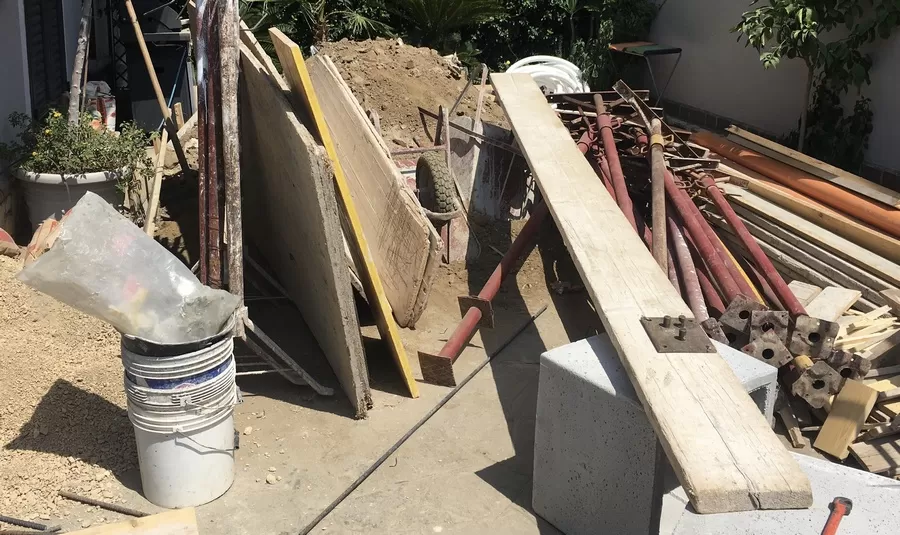 lavoratori-nero-cantieri-portico-caserta-27-settembre
