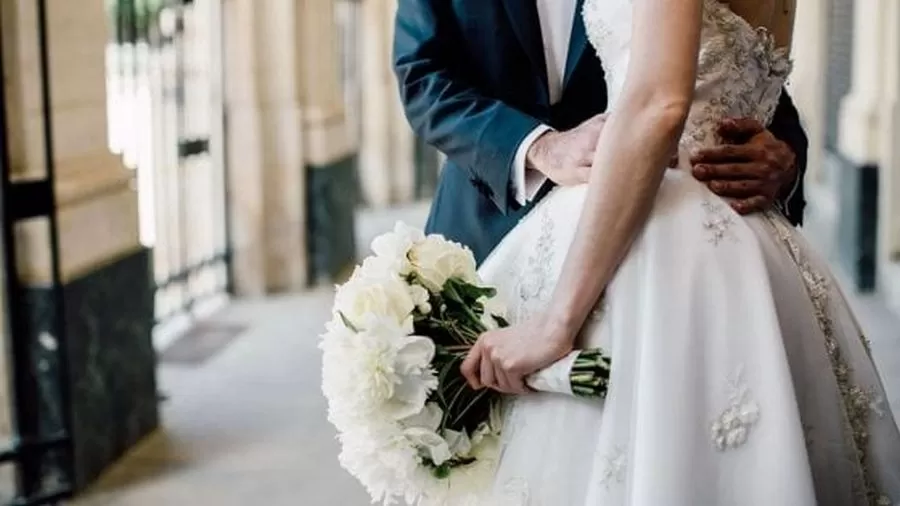 sposa-chiede-risarcimento-de-luca-ordinanza-matrimoni