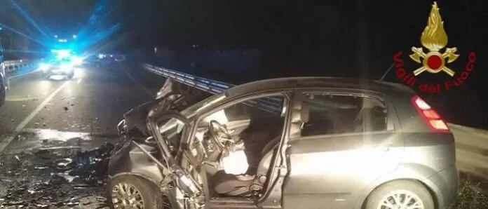 incidente-grazzanise-muore-20enne-schianto-frontale