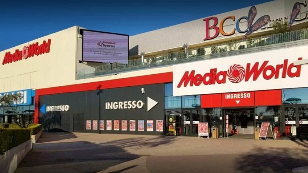 furto-mediaworld-centro-commerciale-campania-marcianise