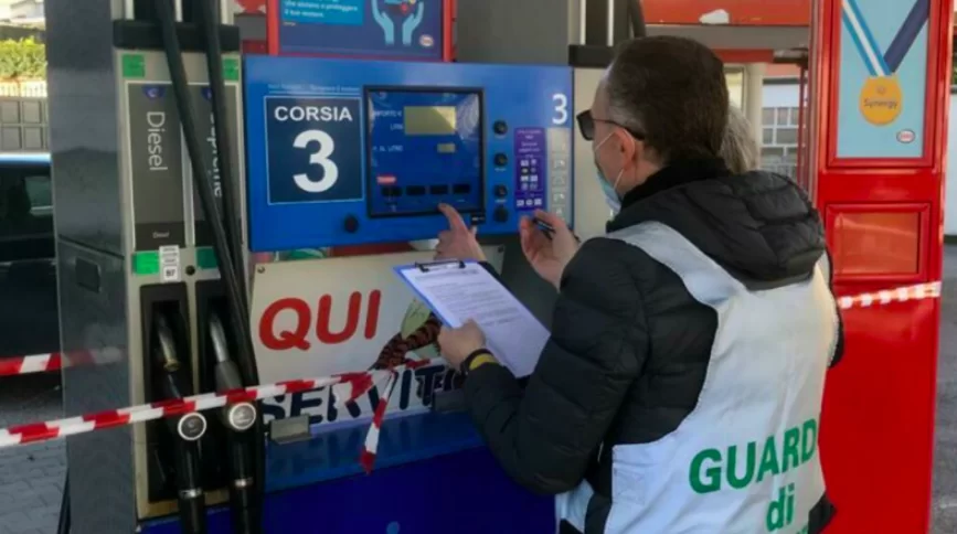 gasolio-miscelato-olio-sequestrato-distributore
