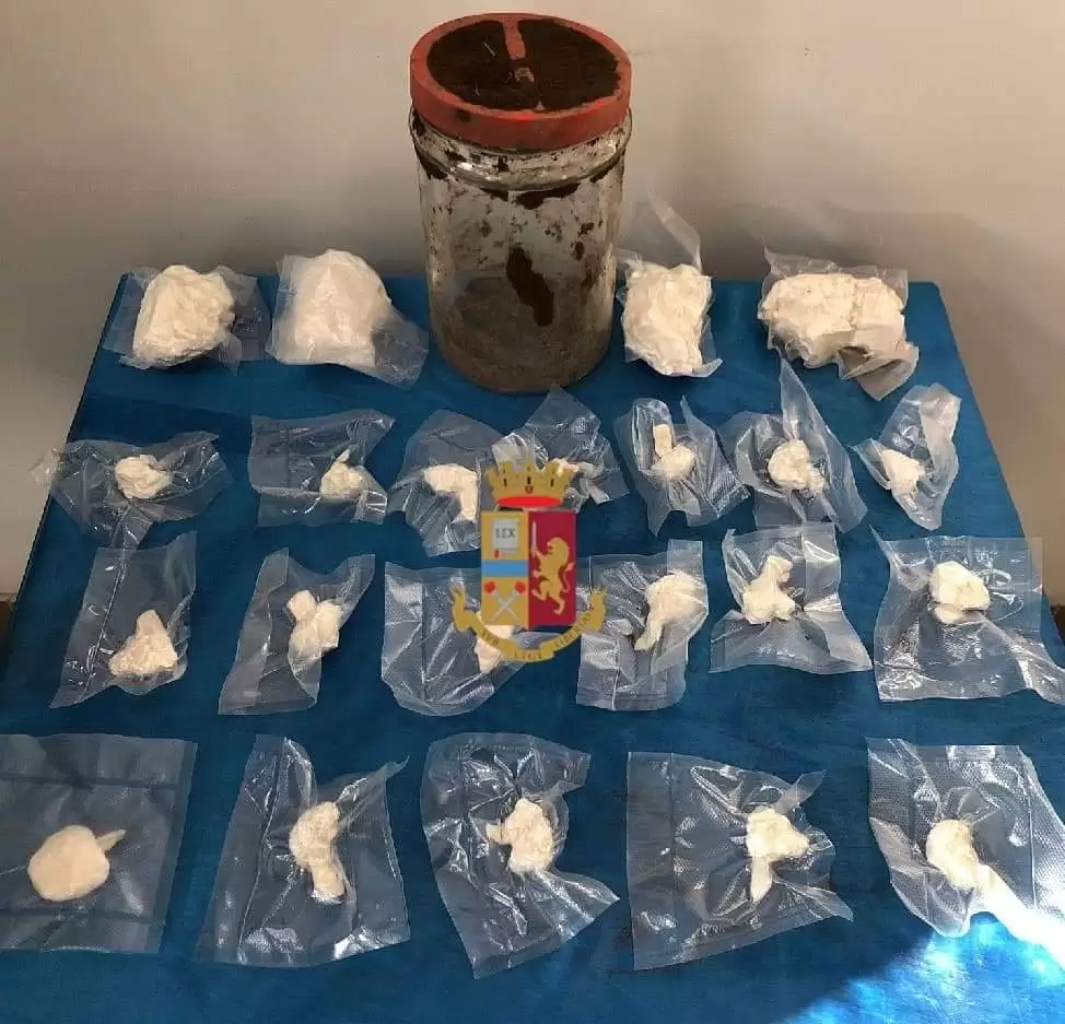 napoli-droga-arresto-30-gennaio