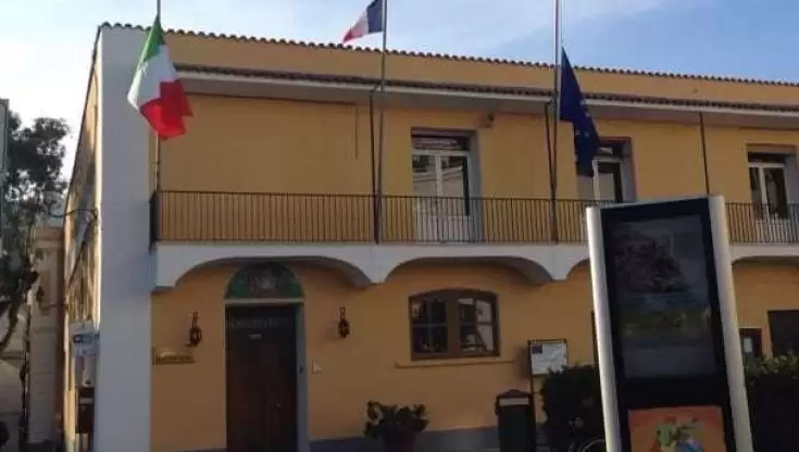 covid-ischia-dipendente-comunale-positivo-5-febbraio