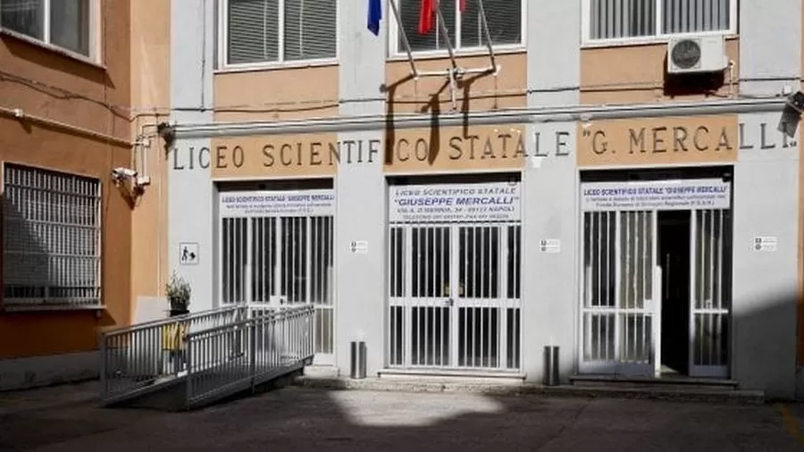 covid-liceo-mercalli-napoli-positivi