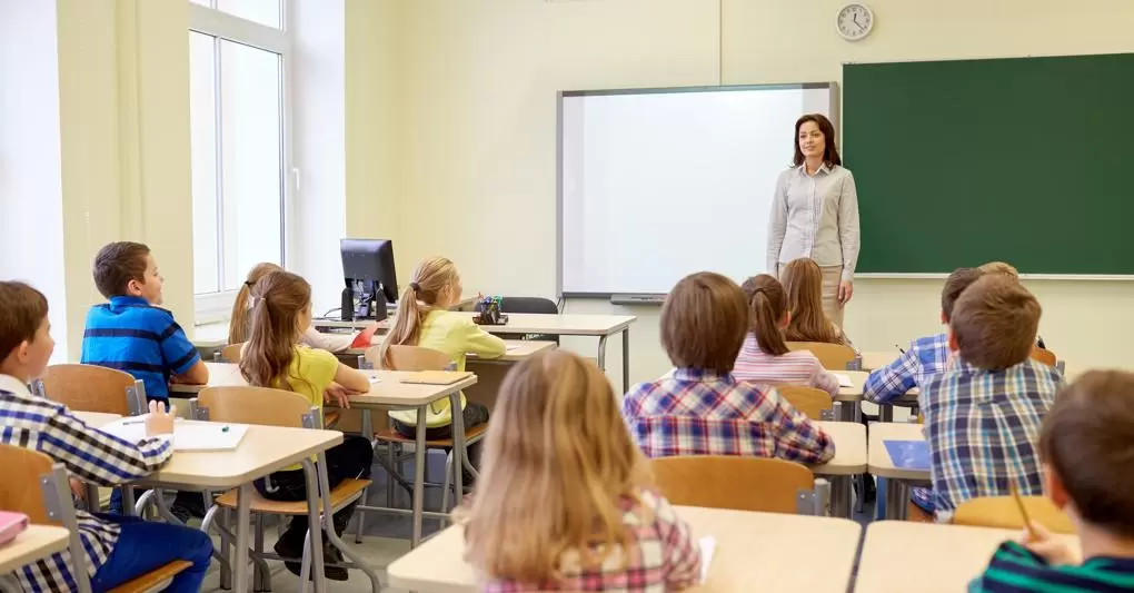covid-calitri-labbraccio-screening-scuola