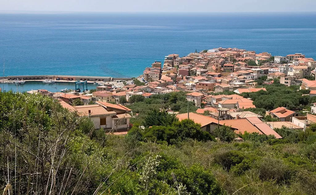covid-camerota-casi-tamponi-bambini-10-marzo