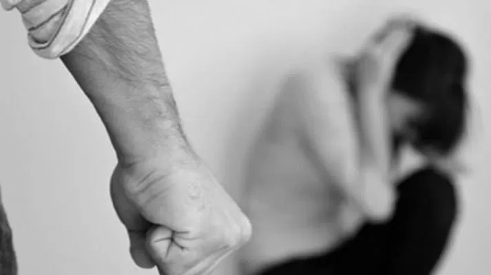 caserta-picchia-sorella-denaro-arrestato-37-enne