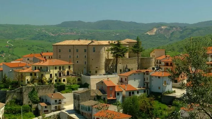 covid-torella-dei-lombardi-casi-oggi-2-aprile