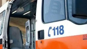 napoli-operatori-118-aggrediti-rianimare-donna-morta